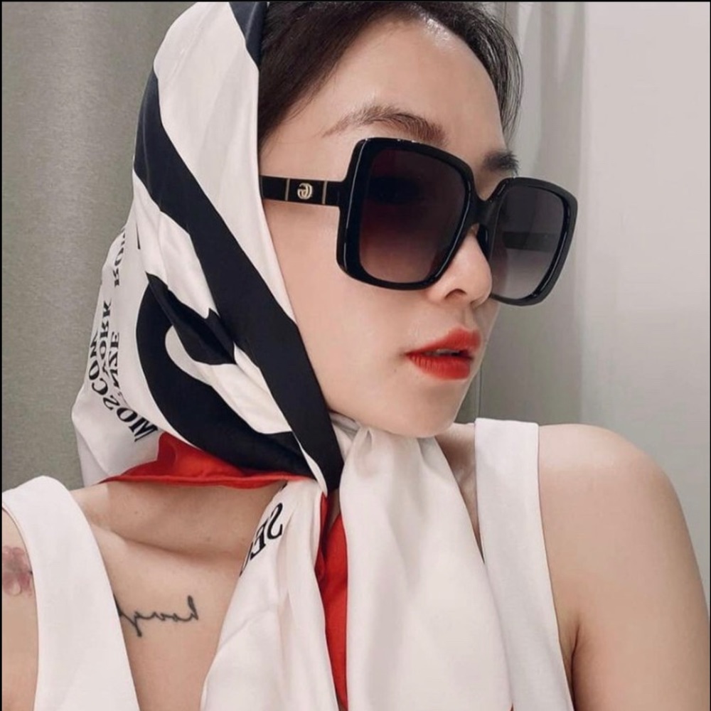 💯- Authentic Oversized Square BLACK Sunglasses